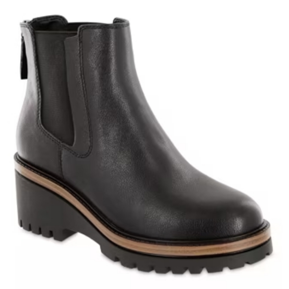 NWT- MIA Black Chelsea Boots